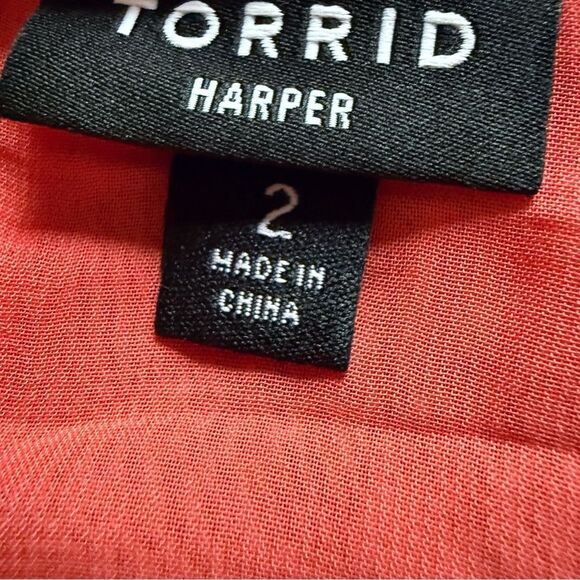 Torrid textured floral chiffon blouse - Picture 2 of 7